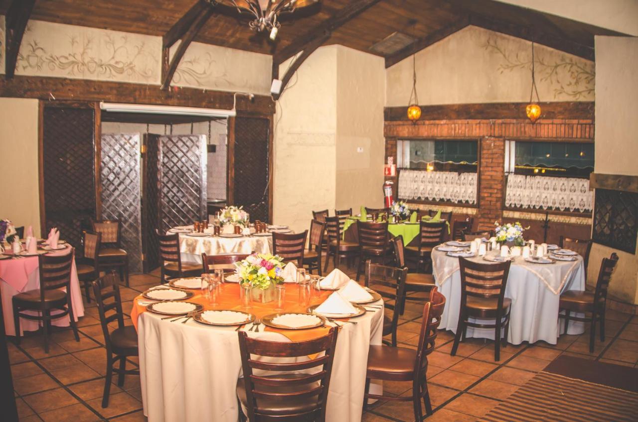 Hotel Siesta Real مكسيكالي المظهر الخارجي الصورة
