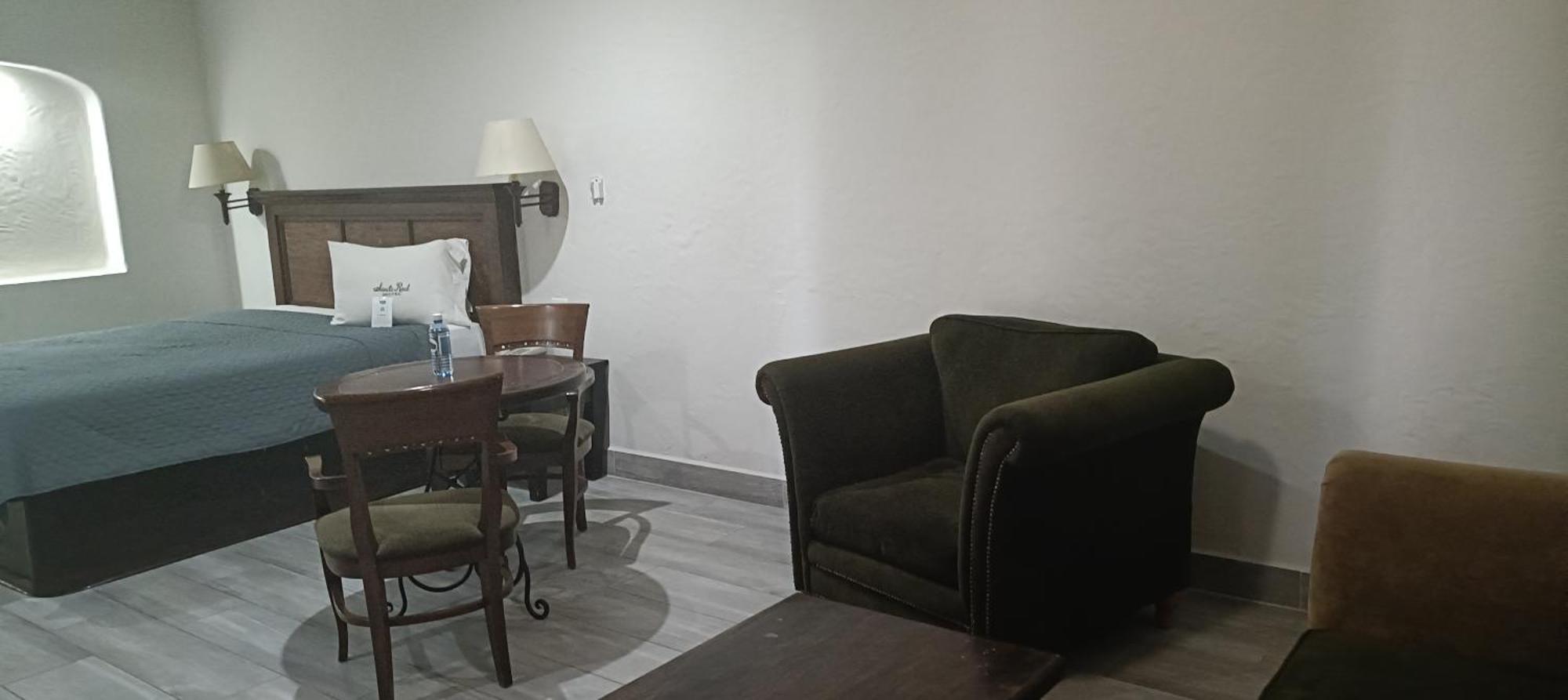Hotel Siesta Real مكسيكالي المظهر الخارجي الصورة